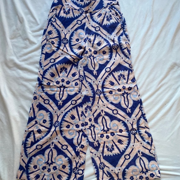 pink and floral European travel vacation wide leg pants - Picture 2 of 9